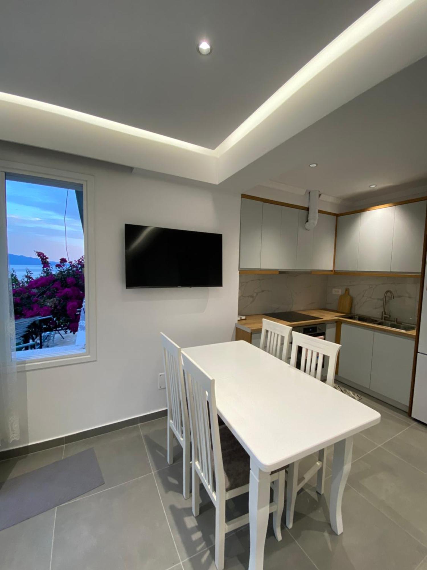 Seana Villa Sarandë エクステリア 写真